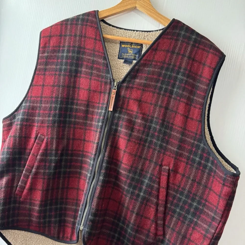 Woolrich Men’s XL Sherpa Lined Red Tartan Plaid Full Zip Wool Vest